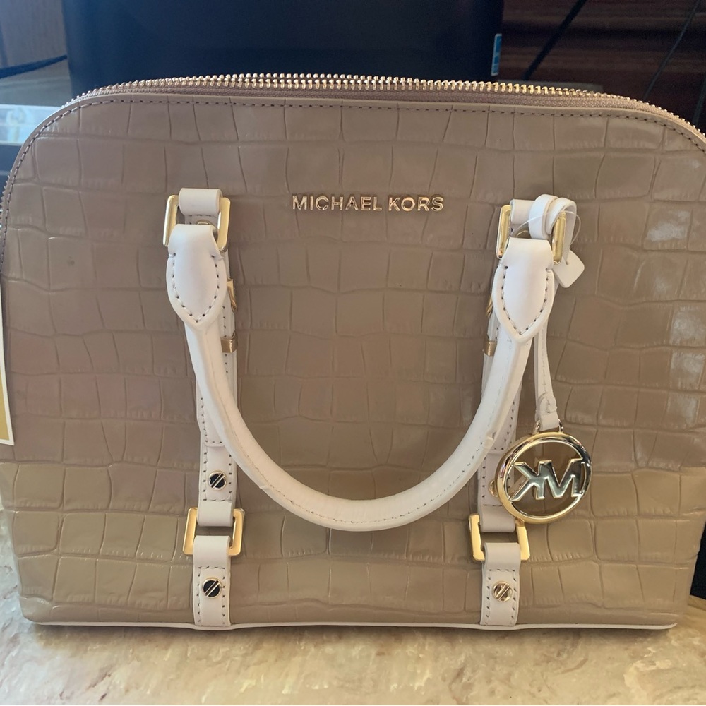 NEW BEAUTIFUL MICHAEL KORS BEDFORD LEGACY CROC EMBOSSED MEDIUM DOME SATCHEL